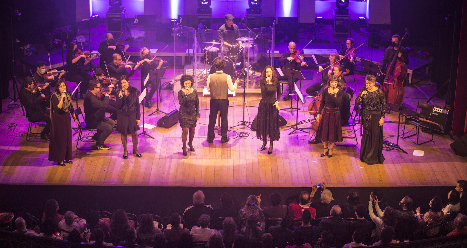 Orquestra da Ulbra apresenta Divas do Pop no Farol Santander