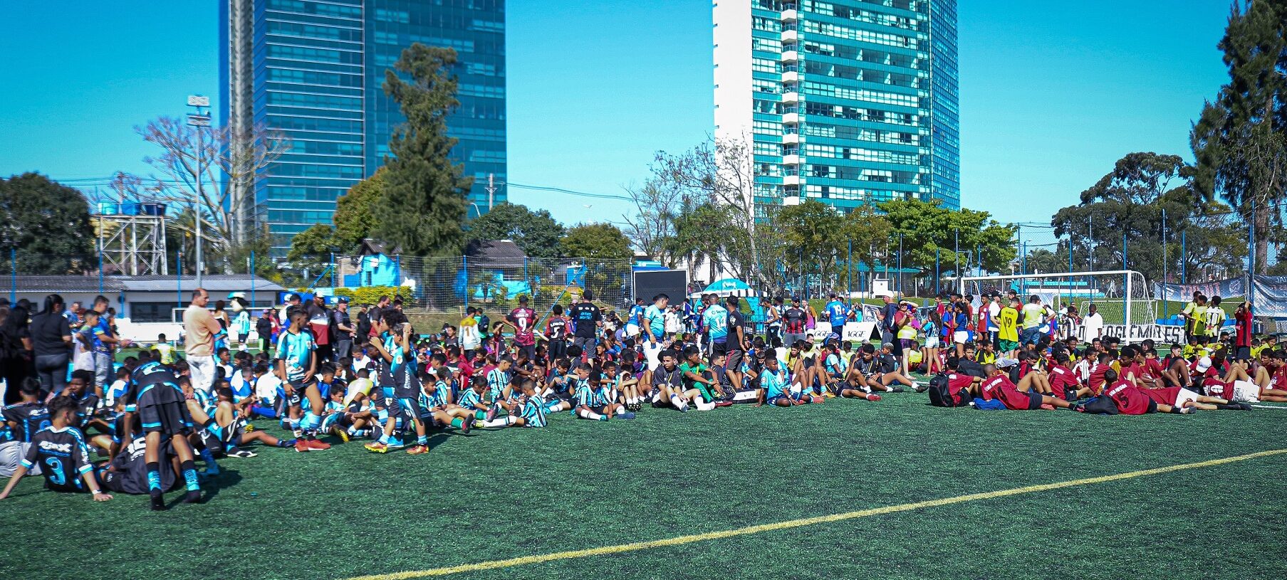 Luagge Imóveis participa do Torneio de Todos