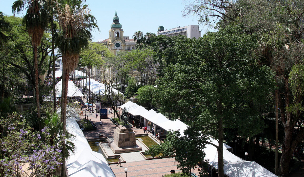 Aniversário de Porto Alegre é celebrado em programação especial na 68ª Feira do Livro