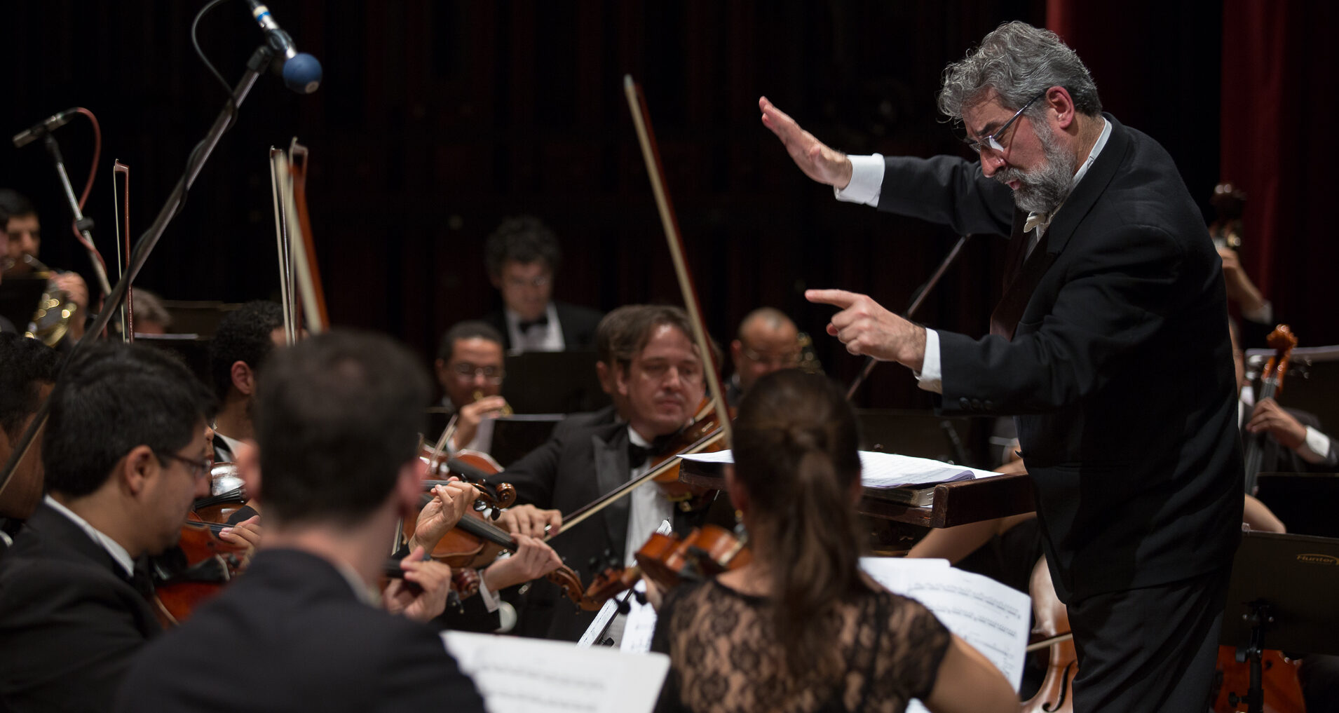 Maestro Antônio Borges-Cunha celebra 70 anos com concerto no Theatro São Pedro