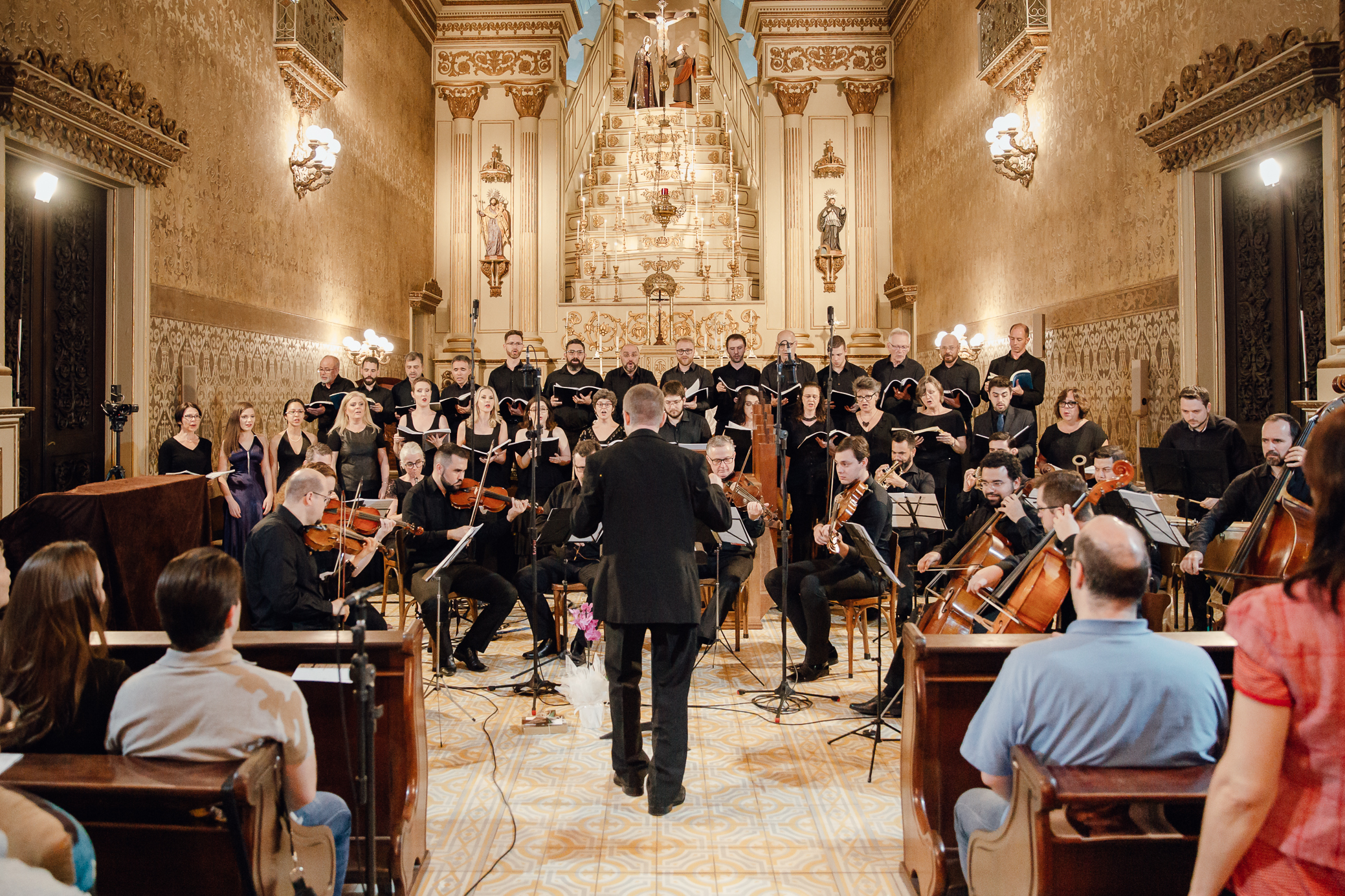 Viva Vivaldi! Música antiga com  orquestra, coro e solistas na Catedral Metropolitana de Porto Alegre