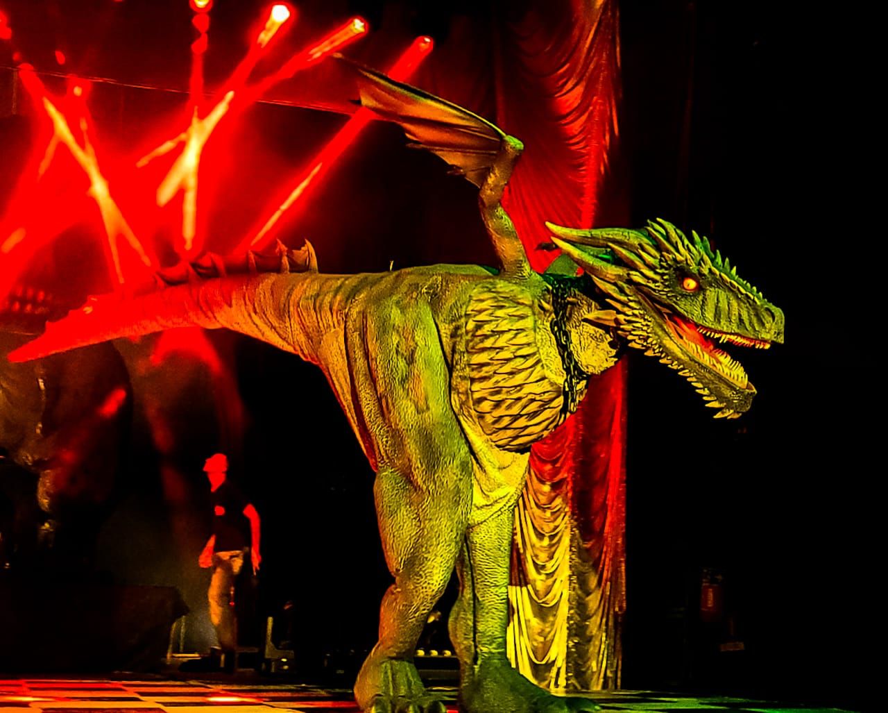 A magia jurássica chega ao Canoas Shopping com o Gigante Circo Dos Dinossauros