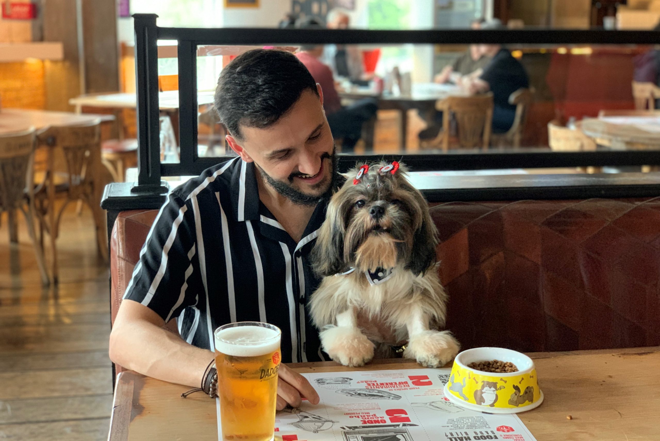 Almoço de Dia dos Pais no Food Hall Dado Bier tem buffet de feijoada e comida mexicana, além de cerveja Dado Bier cortesia para os pais