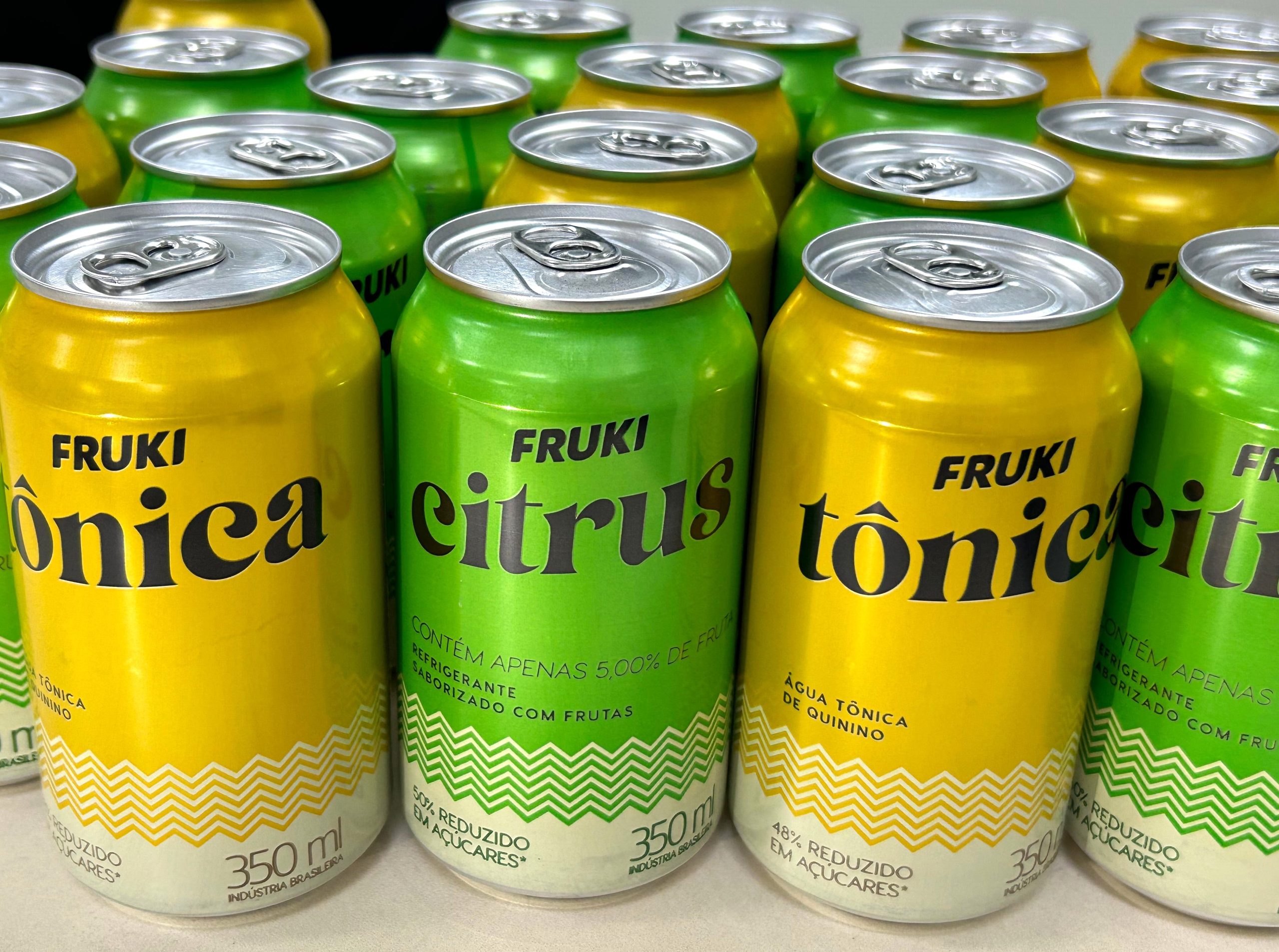 Fruki Bebidas renova embalagens de Tônica e Citrus