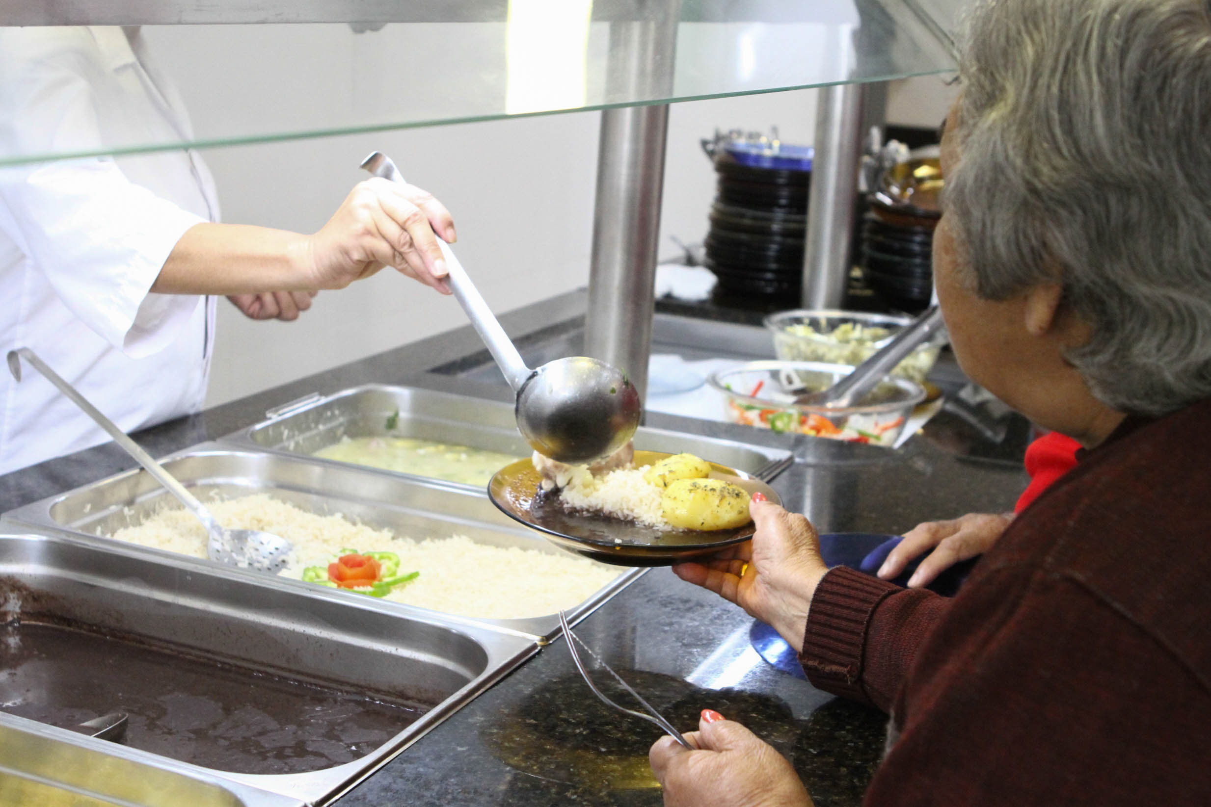 Spaan precisa de doações de alimentos e fraldas geriátricas