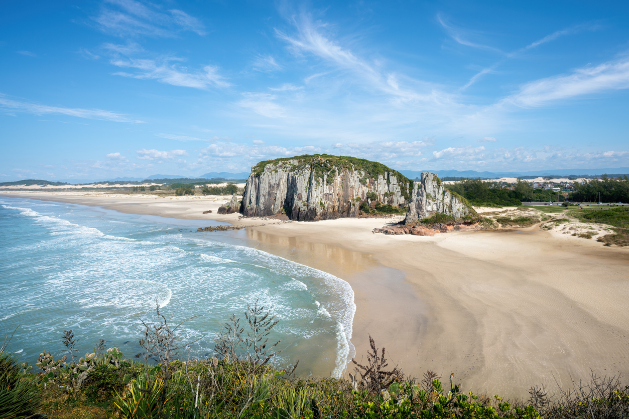 Praias preferidas dos gaúchos no Litoral do RS para este verão têm atrativos para todos os gostos