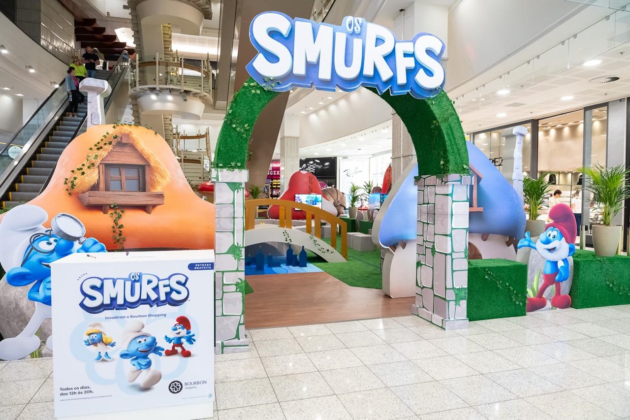 Os Smurfs chegam ao Bourbon Shopping Ipiranga em espaço temático  