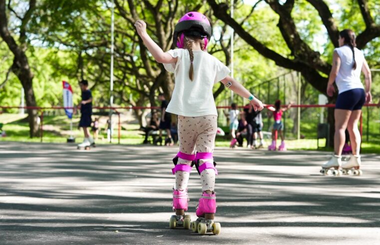 Praia de Belas oferece aulas gratuitas de patinação artística neste domingo