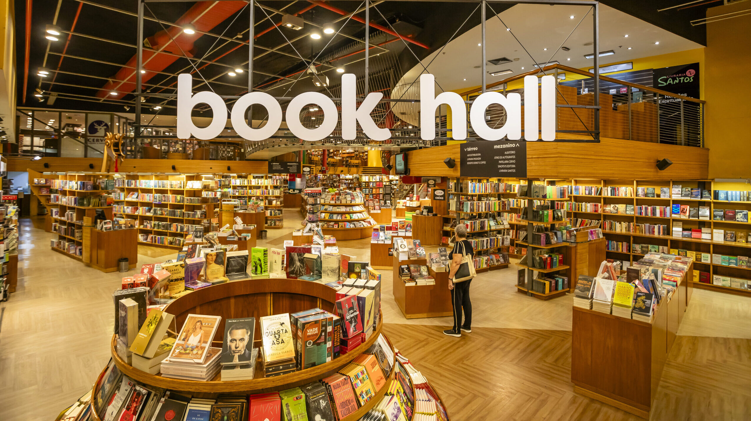 Book Hall do Bourbon Country passa a contar com operação da Livraria Santos