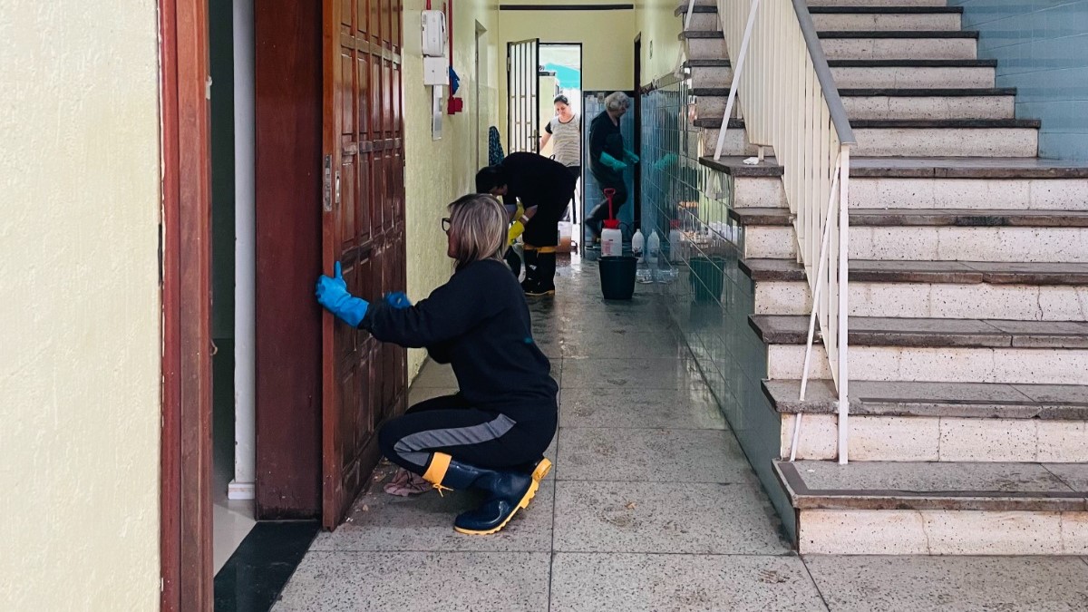 Arquitetos Voluntários lançam Missão Reconstrução RS para recuperar creches, escolas e abrigos atingidos pelas enchentes