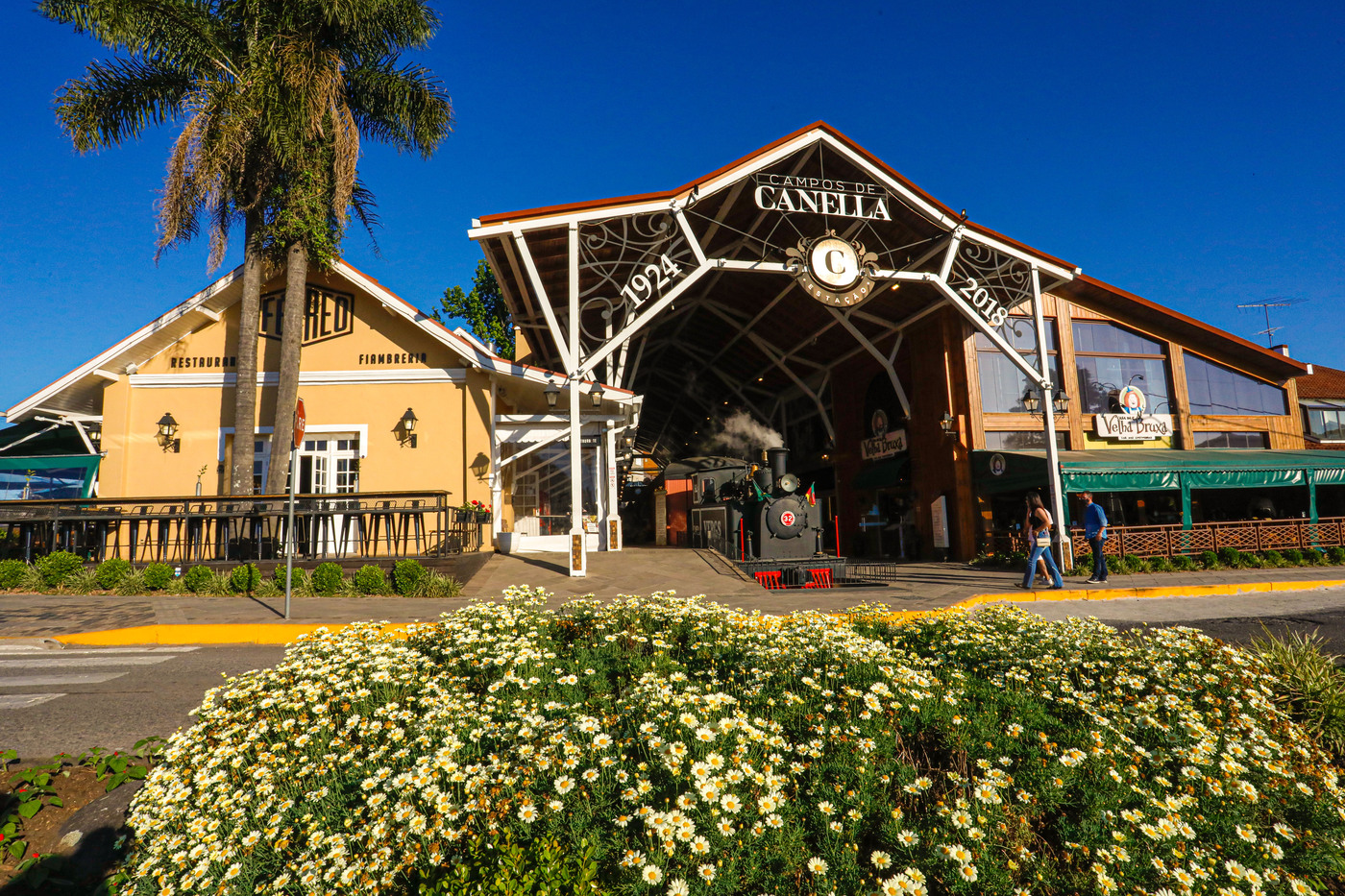 Estação Campos de Canella celebra 100 anos com presente para comunidade