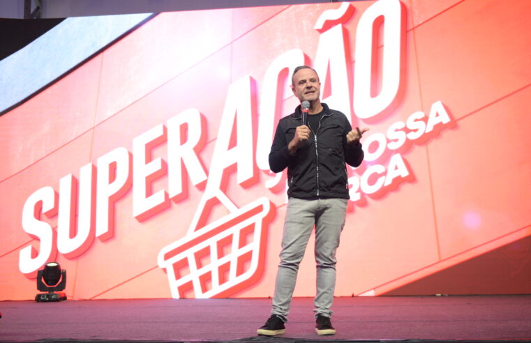 Rubens Barrichello fala sobre “Mudança: oportunidade de fazer melhor” na Expoagas 2024 