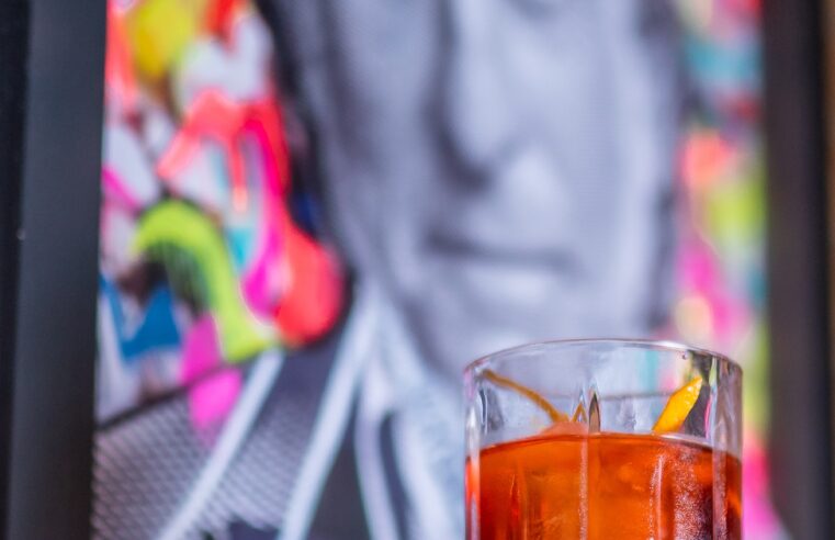 Wills Bar promove Negroni Experience com programação especial em setembro