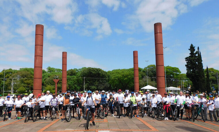 Consulado Geral da Itália promove passeio ciclístico em Porto Alegre