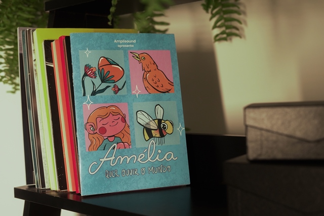 Livro infantil “Amélia quer ouvir o mundo”, inspirado nas experiências de crianças usuárias de aparelhos auditivos, será doado para escolas e ONGs