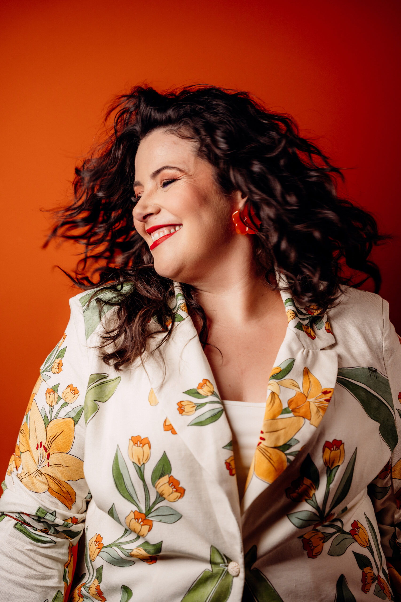 Tatiéle Bueno lança novos singles – Projeto “Meu Lugar