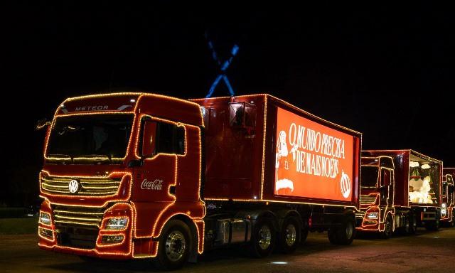 Bourbon Shopping Country recebe a Caravana de Natal da Coca-Cola Femsa Brasil com programação especial 