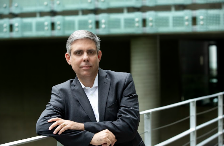 Avon expande presença no varejo nacional