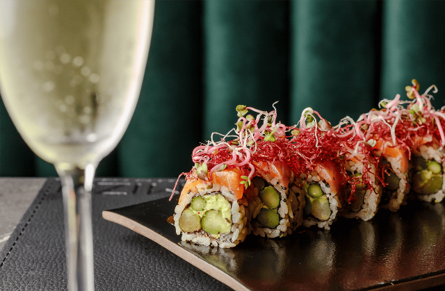 No MIZU, os sabores iniciam no happy hour e se estendem ao jantar