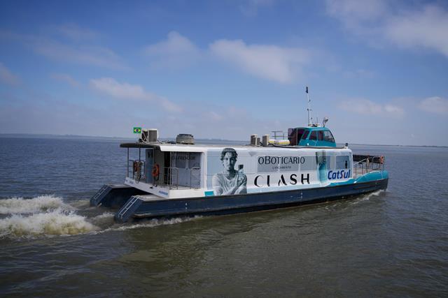Boticário promove ação inédita para lançamento de Clash no Catamarã de Porto Alegre