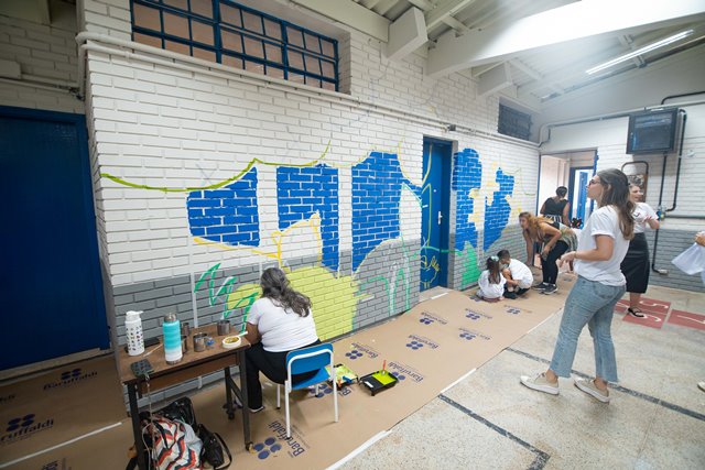 Conectando comunidade e educação: Arquitetos Voluntários e Instituto Jama realizam ações culturais, ambientais e de lazer em escola pública de Porto Alegre