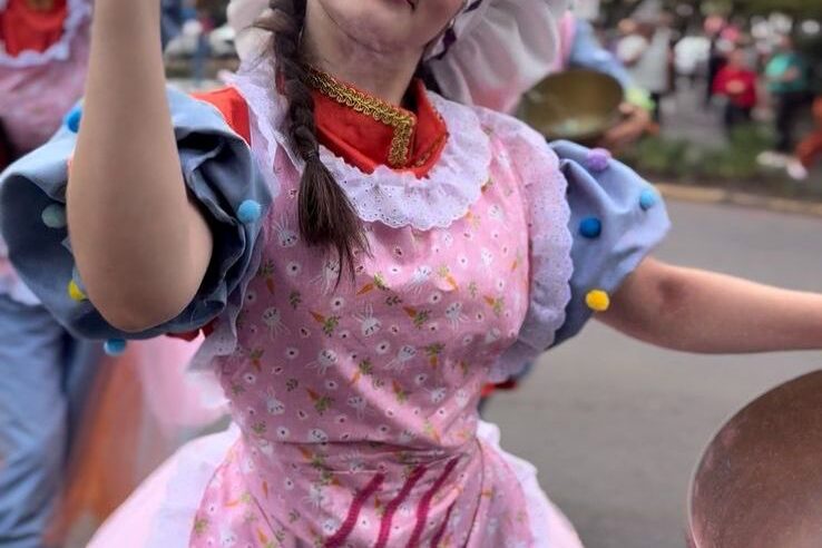 Alice Baltezam participa das apresentações da ChocoPáscoa Gramado