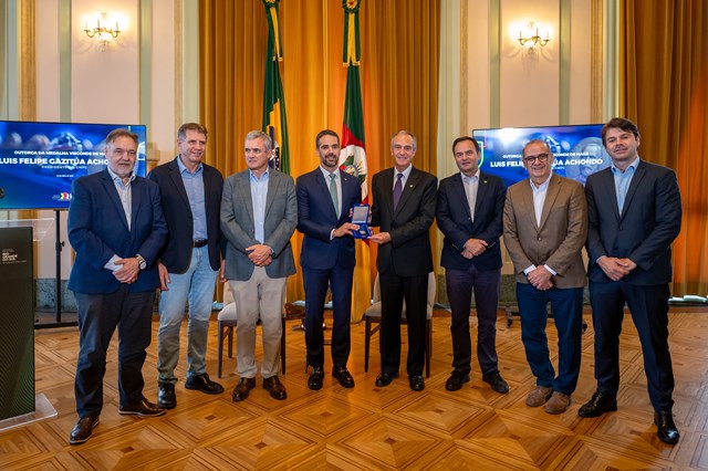 Presidente do Conselho da CMPC recebe a Medalha Mauá por suas contribuições ao Rio Grande do Sul