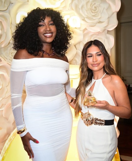Com a presença de IZA e Simone Mendes, Natura lança marca de perfumaria prestige