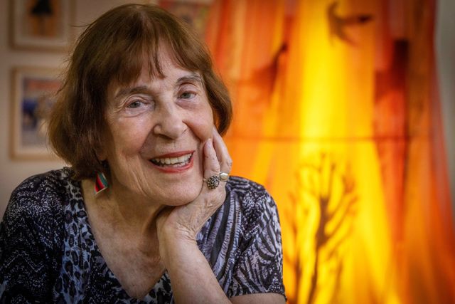 Instalação liderada pela artista visual Zoravia Bettiol sedia encontro em defesa das florestas