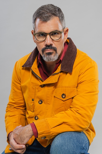 Juliano Cazarré é garoto propaganda da campanha Na Estrada da marca de óculos gaúcha OJO Sol & Grau