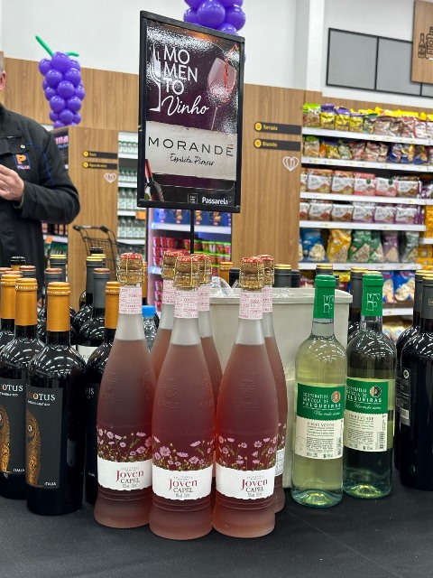 Passarela Supermercados promove degustação de vinhos em suas lojas do RS