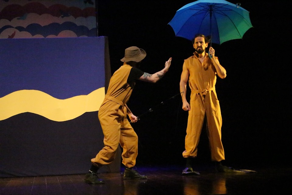 Teatro Sesc Alberto Bins recebe espetáculo “Conta Gota – Histórias D’Água”