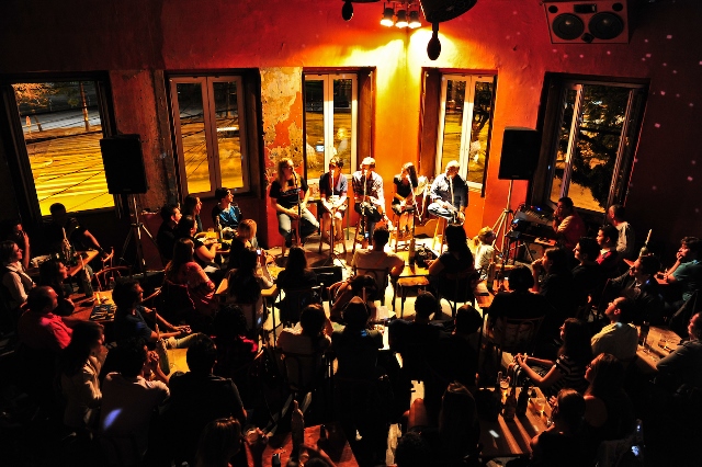 Sarau Elétrico comemora 26 anos de atividades no Bar Ocidente
