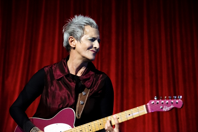 Laura Finocchiaro apresenta “Mulher de Púrpura” no Centro Cultural São Paulo