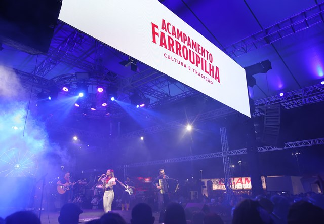 Acampamento Farroupilha abre setembro com tradição, música e celebração