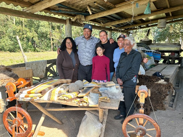 Expointer recebe lançamento do Inventário dos Saberes e Fazeres da Lã do RS