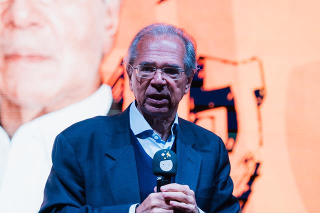 Ex-ministro Paulo Guedes abre décima edição do HJ Conference em Concórdia