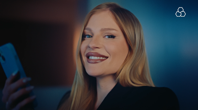 Nova campanha Banrisul com Luísa Sonza