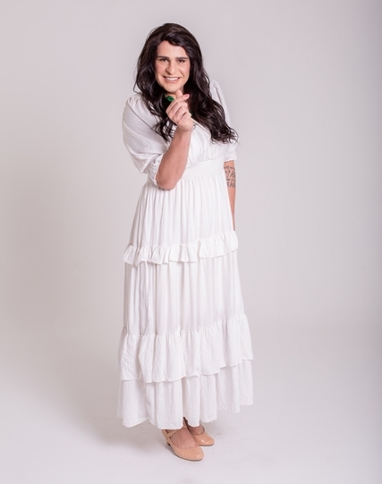 Dra. Rosângela estreia espetáculo “Tratamento de Choque” em Porto Alegre