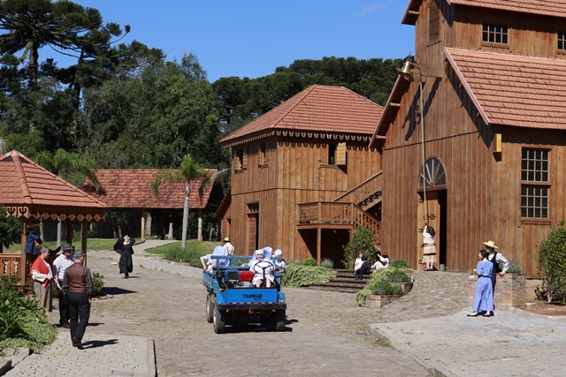 Curta-metragem Elisete Tem Que Casar! traz como tema central a escolha de mulheres descendentes de imigrantes italianos nos anos 50