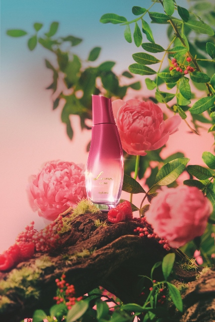 Natura lança nova fragrância, Luna Divina, com convite “Liberte a deusa que você é”