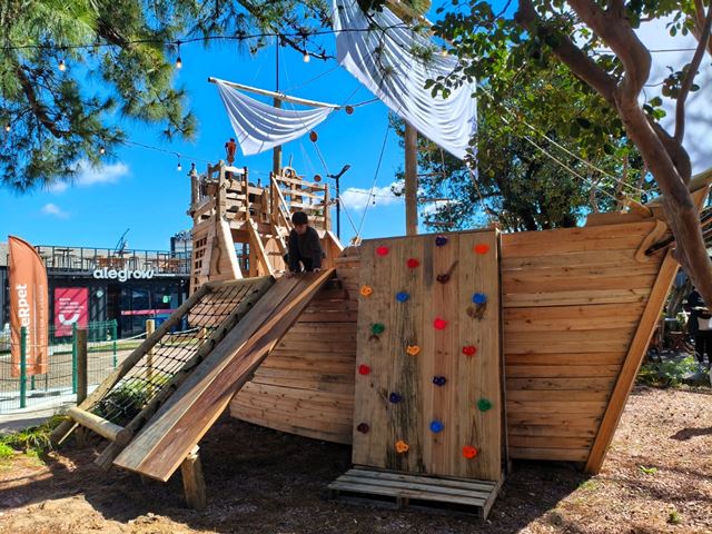 Famiglia Facin inaugura o navio Piratas do Guaíba na Casa Nápoles do Cais Embarcadero e apresenta novidades para o público infantil