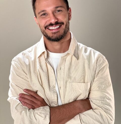 Noite de autógrafos: Jean Rosier lança “Criatividade Hackeada”, guia prático para desenvolver o pensamento criativo em Porto Alegre