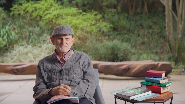 Armindo Trevisan comemora 92 anos com o lançamento do livro Sobre a Ponte Pênsil da Esperança