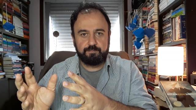 Carlos André Moreira lança, pela Casa de Astérion, nova edição do romance Tudo o que Fizemos