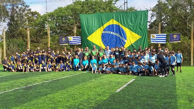 Jovens uruguaios participam de campeonato em clube de Porto Alegre