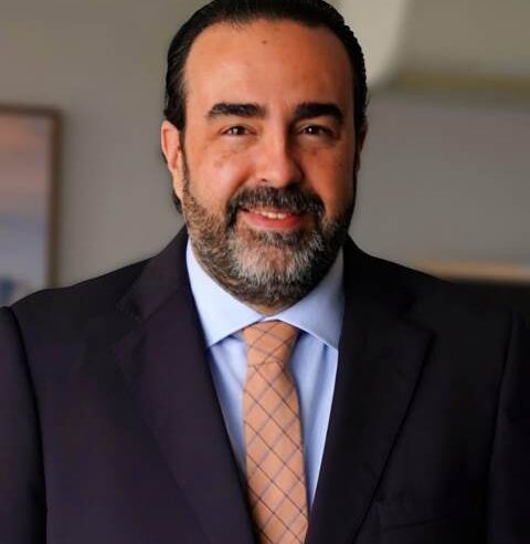 Luciano de Faria Brasil toma posse como presidente da FMP