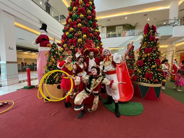 Canoas Shopping promove Paradas Natalinas com pocket shows gratuitos