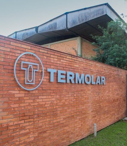 Termolar abre 30 novas vagas de emprego no setor de produção