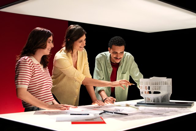 Escala e UniRitter inspiram movimento de transformação com nova campanha de posicionamento